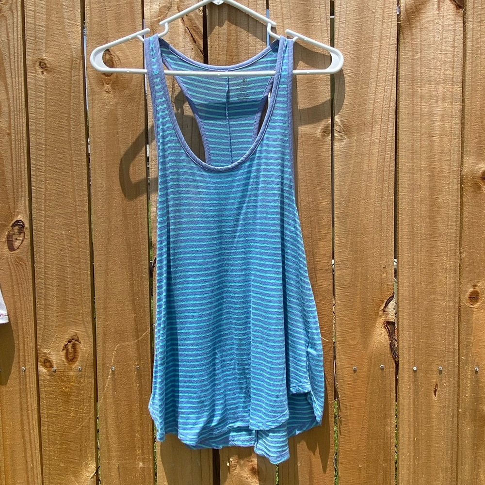 Volcom tank